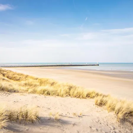 In Near The Beach, Cleaning Included Nieuwpoort