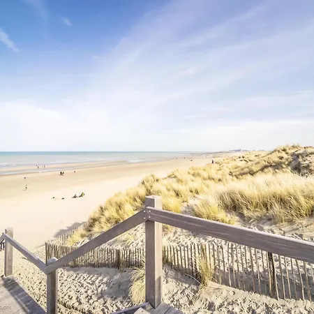 In Near The Beach, Cleaning Included Nieuwpoort